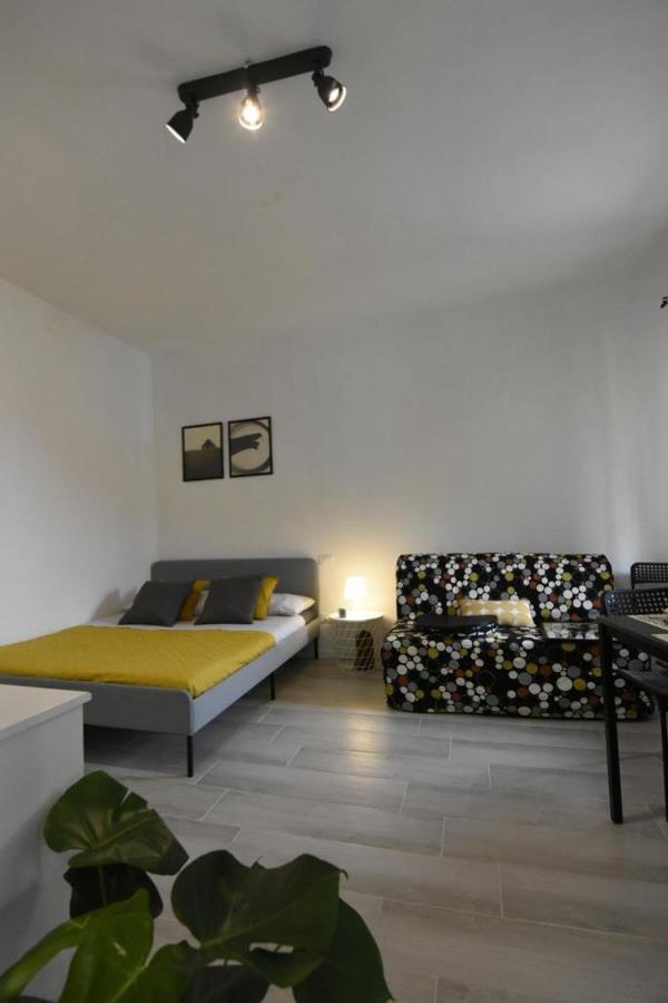 La Casa Di Oreno วิแมร์คาเต ภายนอก รูปภาพ