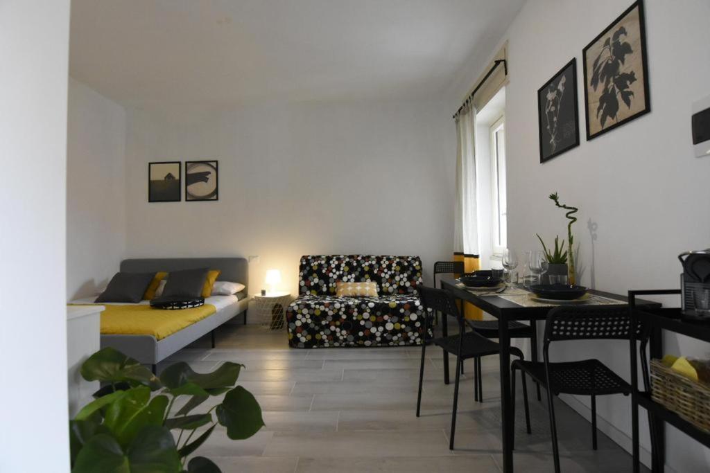 La Casa Di Oreno วิแมร์คาเต ภายนอก รูปภาพ