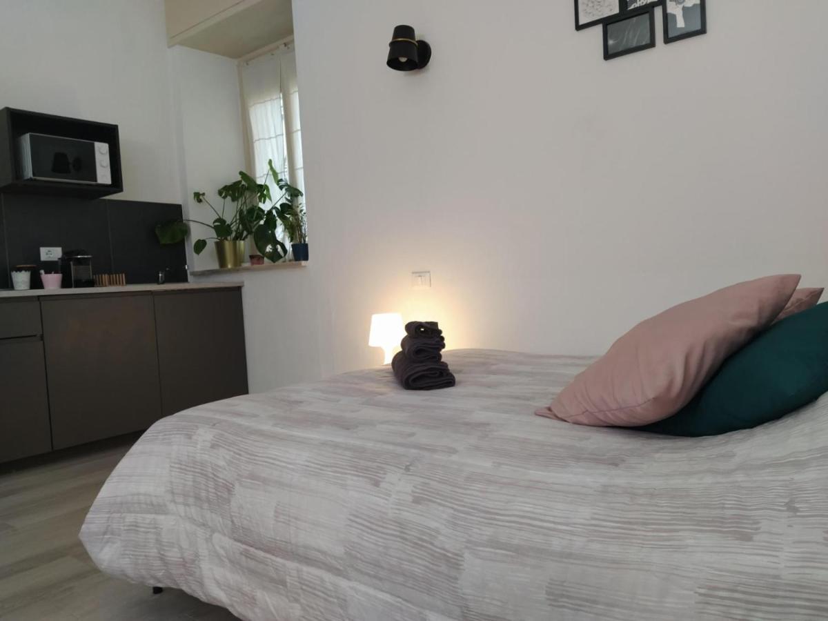 La Casa Di Oreno วิแมร์คาเต ภายนอก รูปภาพ